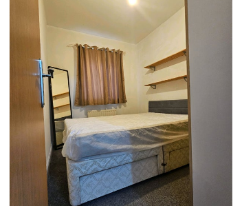 1 bedroom in a house share to rent - Photo 4