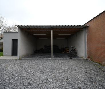 Halfopen bebouwing met carport voor 2 wagens! - Photo 5