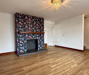 4 Minard Park, Dundonald, Belfast, BT16 2SU - Photo 2