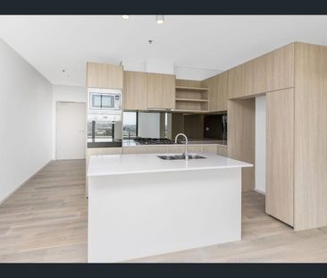 Stylish 2-Bedroom Apartment in Prime Location - Photo 4