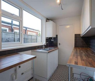Lincoln Road North, Birmingham, B27 - Photo 2
