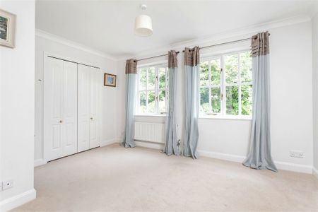 4 bedroom terraced house to rent - Photo 2