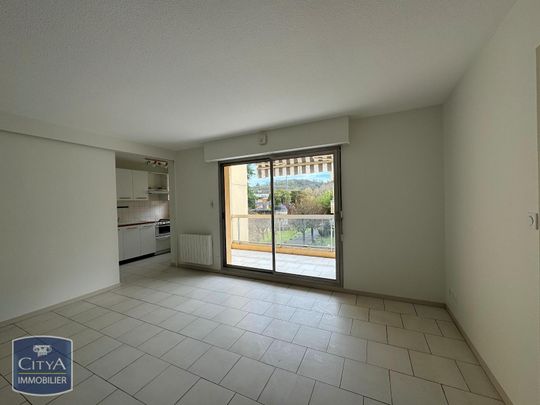 Location Appartement 2 pièces 46m² PERIGUEUX 24000 - Photo 1