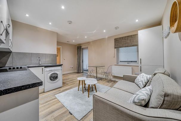 1 bedroom apartment to rent - Photo 1