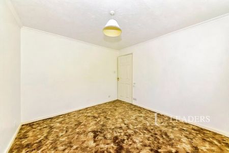3 bedroom bungalow to rent Stirling Road, Stamford, PE9 - Photo 3
