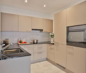 Moderne und zentrale Wohnung - Foto 3