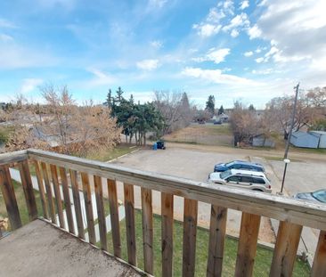 Dog Friendly 2 Bedroom Apartment! In-Suite Laundry!!! - Photo 3