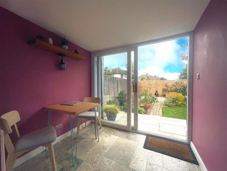 2 bedroom cottage to rent - Photo 4