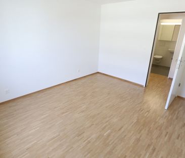 Lichtdurchflutete, moderne Wohnung an kinderfreundlicher Lage - Photo 3