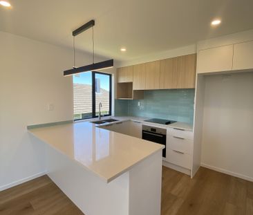 Brand New - 2 Bedrooms plus Study - Photo 2