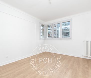 Rue de Saussure, - Photo 4