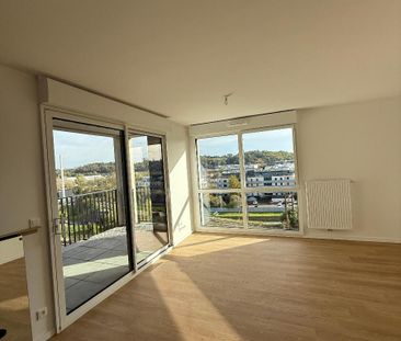 Location Appartement 2 pièces 51m² BORDEAUX 33100 - Photo 2