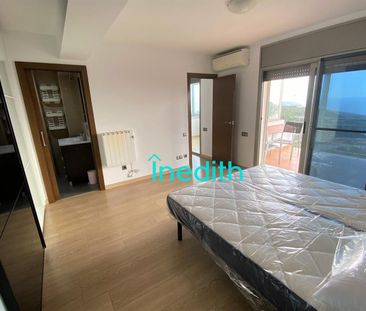 Casa o chalet de alquiler en Carrer Cristina de Morenes, Les Botigu... - Photo 4