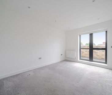 2 bedroom flat to rent - Photo 4