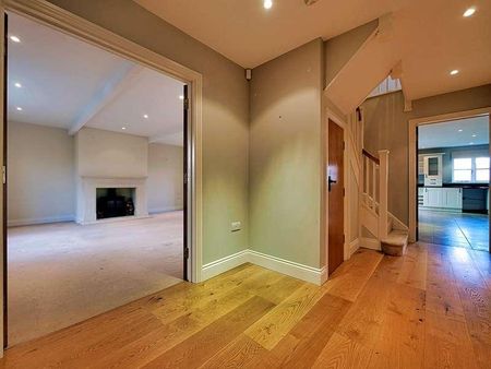 Cargill Place, Oaksey, SN16 - Photo 3