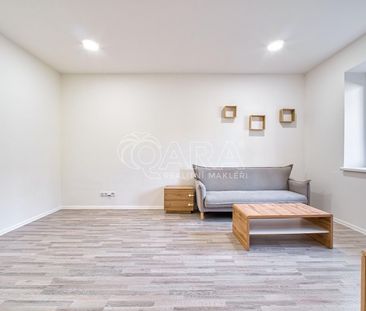 Pronájem bytu 1+1 43 m² - Photo 1