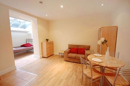 1 Bed - Southwell Gardens, London - Photo 3