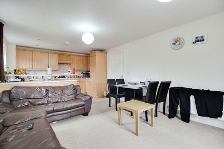 2 bedroom apartment to rent - Photo 3