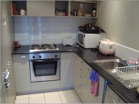 Fully Furnished Unit In Central Location - Photo 2