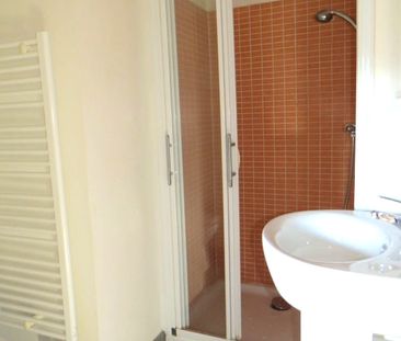 Location Appartement 2 pièces 33m² SABLE SUR SARTHE 72300 - Photo 4