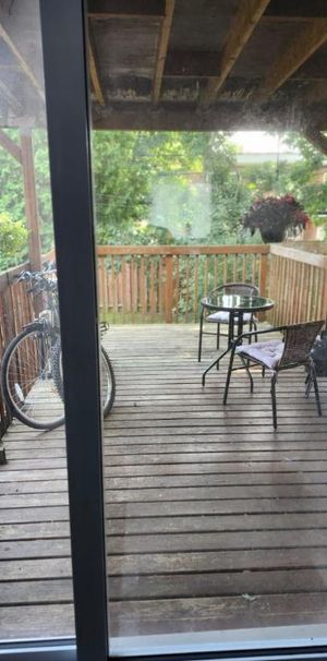 LAVAL PRÈS MÉTRO CARTIER 5 1/2 RÉNOVÉ 1ER ÉTAGE - Photo 1