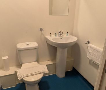 Saint James' Boulevard - Photo 6