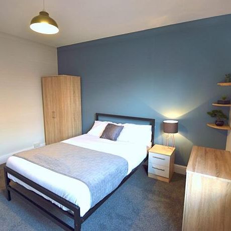 Welton Place, - Photo 1