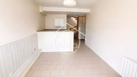 Location Maison 2 pièces 42m² CASTILLON LA BATAILLE 33350 - Photo 5