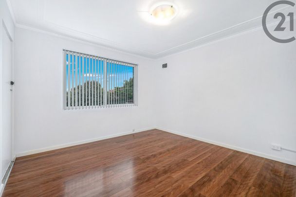 Top Floor Apartment Enjoying Coastal Living - Photo 1