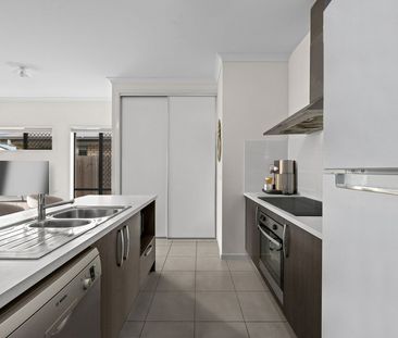 5 Affinity Way, South Ripley QLD 4306 - House For Rent | Domain - Photo 1