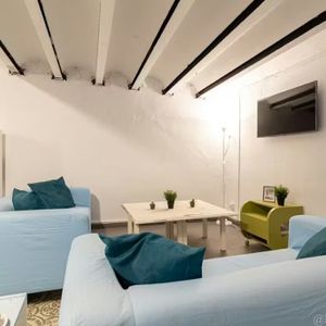 Passatge del Rellotge, Barcelona, Catalonia 08002 - Photo 3