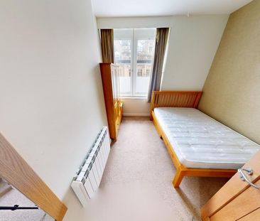 6 bedroom townhouse to rent - Photo 5