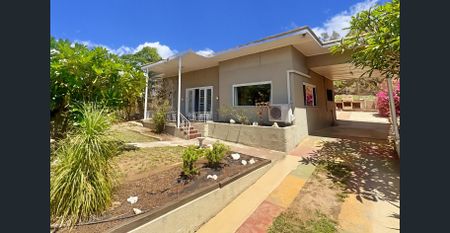 Leila - You Got Me On Your Knees... - Photo 5