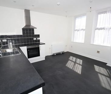 1 bedroom ground floor flat to rent - Photo 2