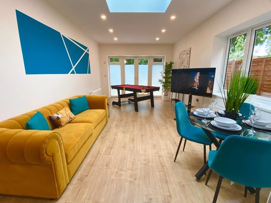 4 Bed Terraced House, Alexander Road, B27 - Photo 1