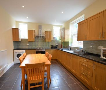 5 bedroom terraced house to rent - Photo 4