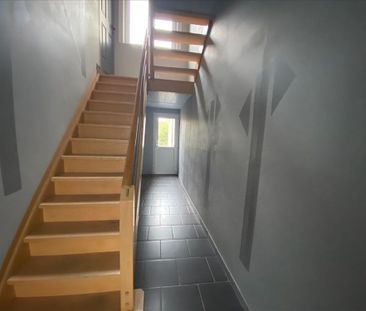 Bel etage woning te Prins Albertlaan Oostende met garage én tuin. - Foto 1