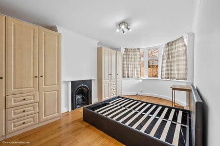 Grand Drive, SW20 - Photo 3