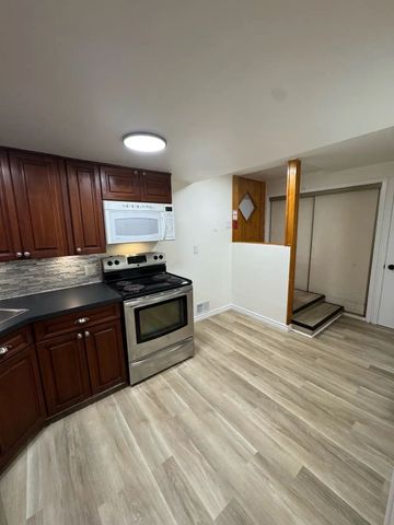 For Lease - 77 King Street Unit# Unit 3, Halton Hills, Ontario - Photo 2