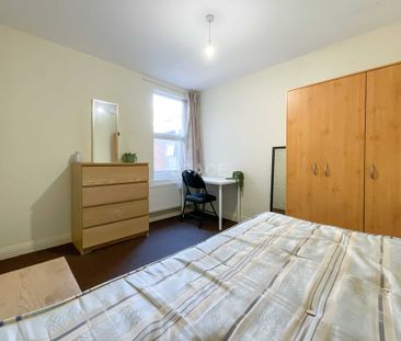 Swainstone, Reading, Berkshire, RG2 0DX - Photo 2