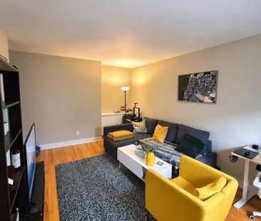 1 CH - 1 SDB - Montréal - $1,350 /mo - Photo 2