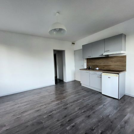 Location Appartement 2 pièces 38m² - Photo 3