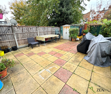 6 bedroom terraced house to rent - Photo 5