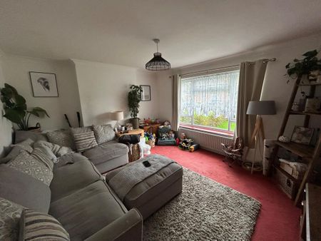 2 bedroom ground floor maisonette to rent - Photo 3