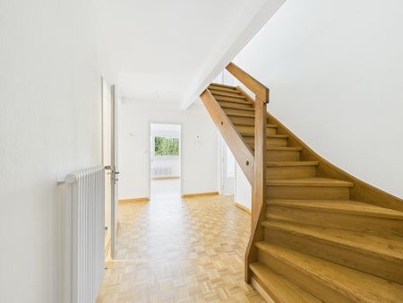 Appartement de 4.5 pièces en duplex au 1er étage à Lausanne - Photo 2