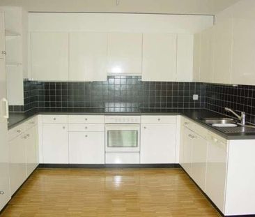 4.5 Zimmer, 127 m², 2. Stock - Photo 2