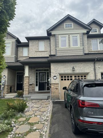 For Lease - 11 Stowmarket Street, Caledon, Ontario - Photo 2