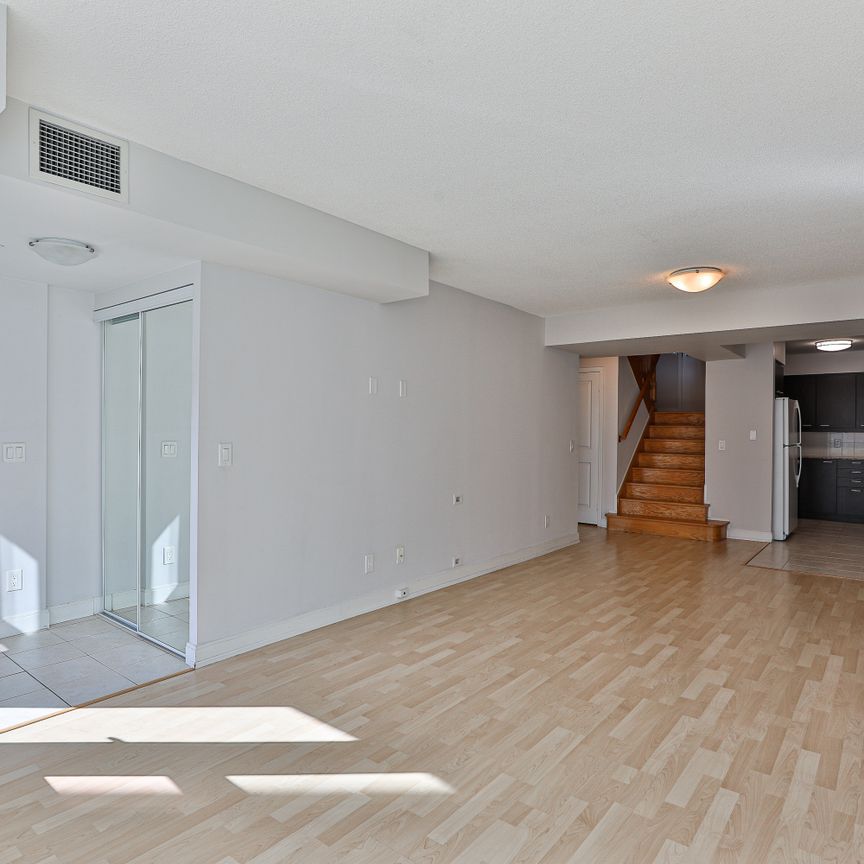 4 Bedrooms - Photo 1