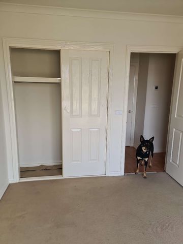 Altona Meadows - Photo 3