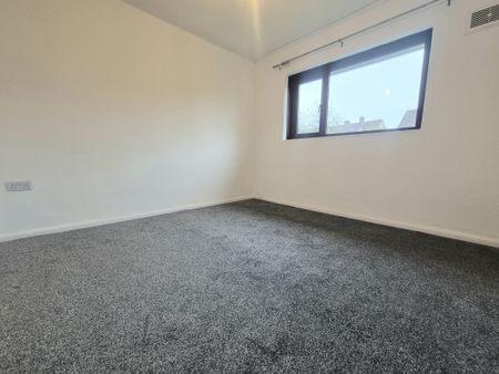 Cousin Lane, Halifax - Photo 4